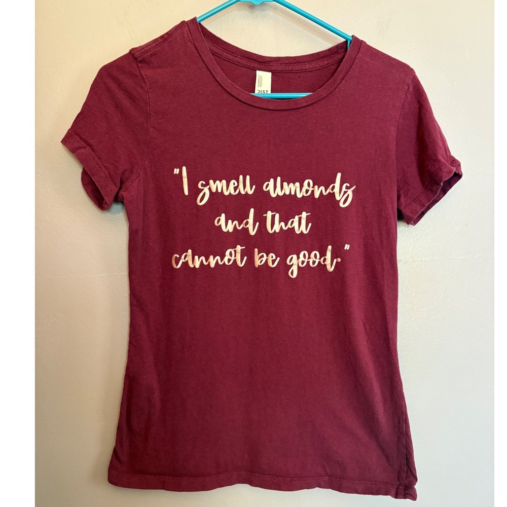 I Smell Almonds‎ True Crime Dark Humor T-shirt Murderino Morbid Small Burgundy